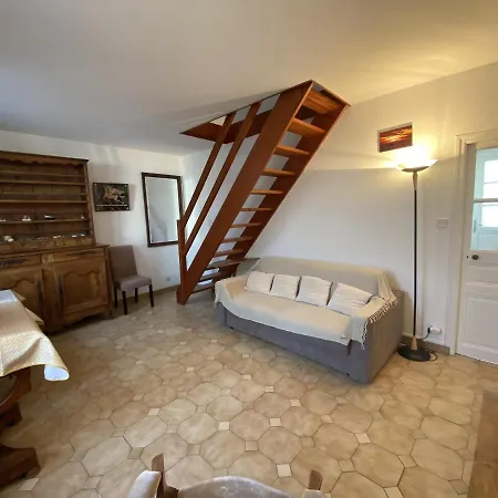 Vakantiehuis Maison Fouras, 5 Pieces, 6 Personnes - Fr-1-709-5