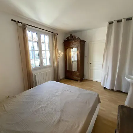 Maison Fouras, 5 Pieces, 6 Personnes - Fr-1-709-5
